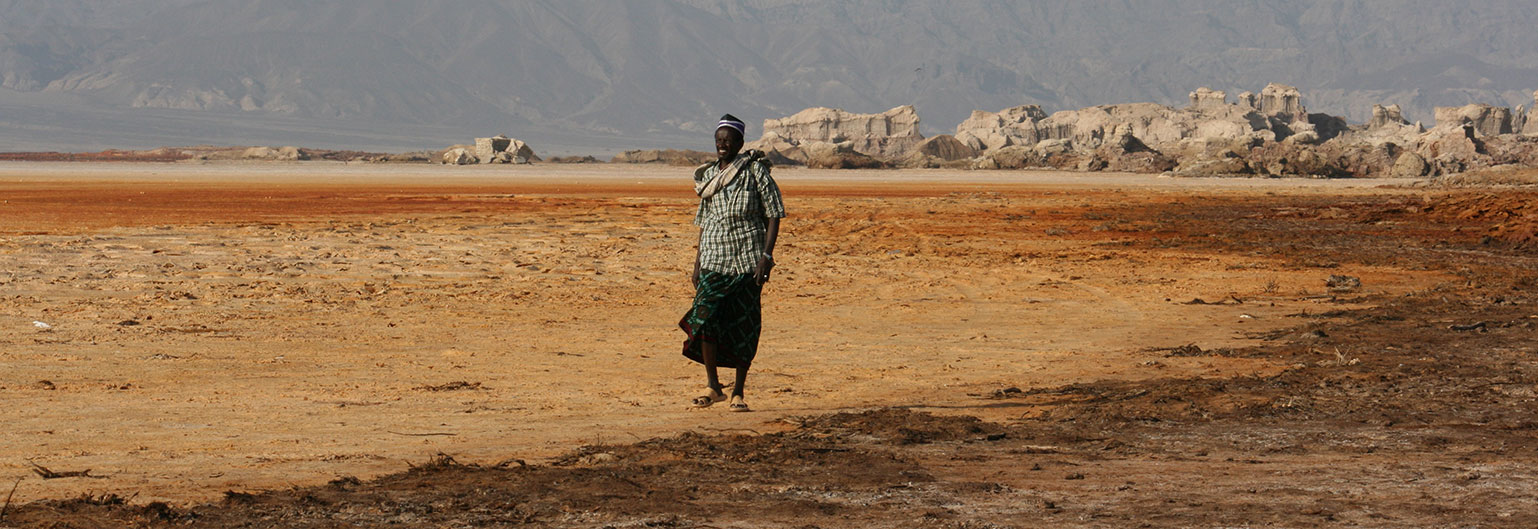 Popolazione Afar nomade nella regione della Dancalia